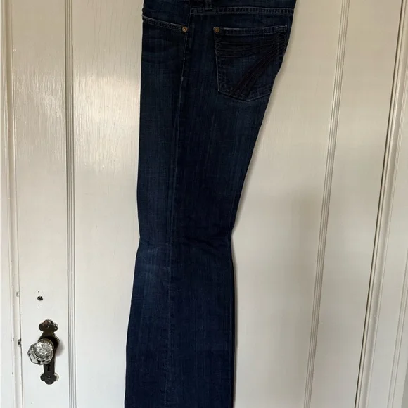 7 For All Mankind Women's Boot Cut Jeans - Dark Blue - 30” Inseam - Picture 4 of 9